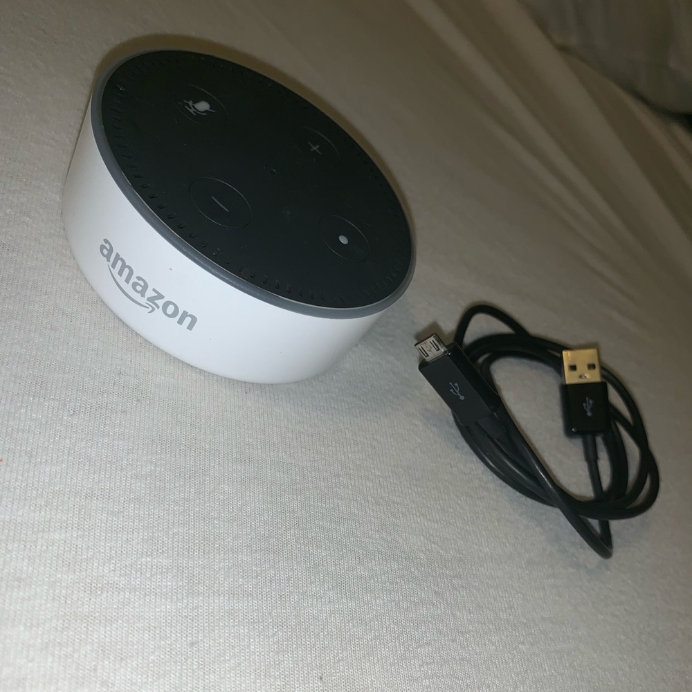 Amazon Echo Dot - image 1